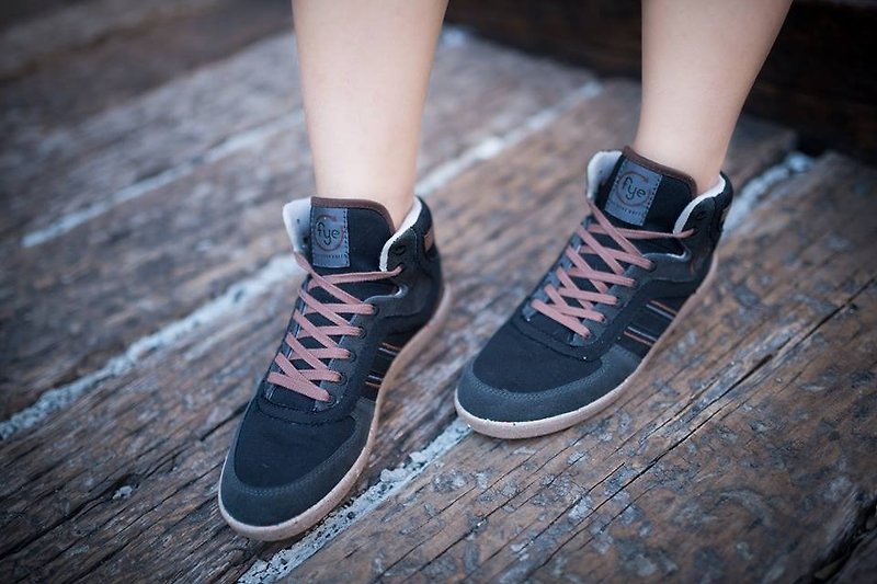 FYE法國環保鞋 咖啡黑色 中筒環保休閒鞋 男.女款 台灣寶特瓶纖維(再回收概念,耐穿,不會分解) ---運動‧活力。剩下單一尺寸#36 - 女款休閒鞋 - 其他材質 咖啡色