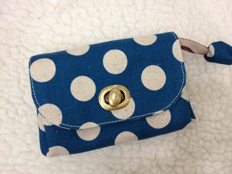 ﹝ Clare ﹞ blue cloth handmade retro dots turn buckle Clutch - Other - Other Materials 