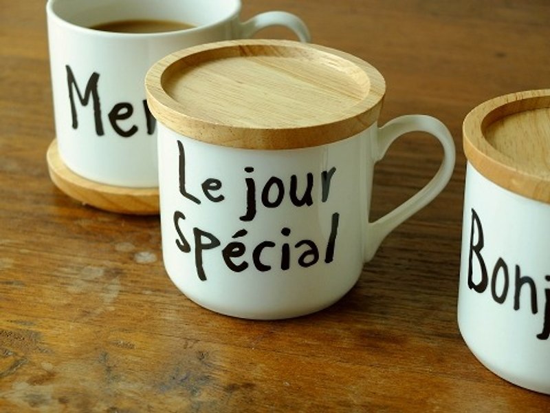日本製IZAWA  Vivre日日元氣馬克杯附多用木蓋  Le jour special - 咖啡杯/馬克杯 - 瓷 白色