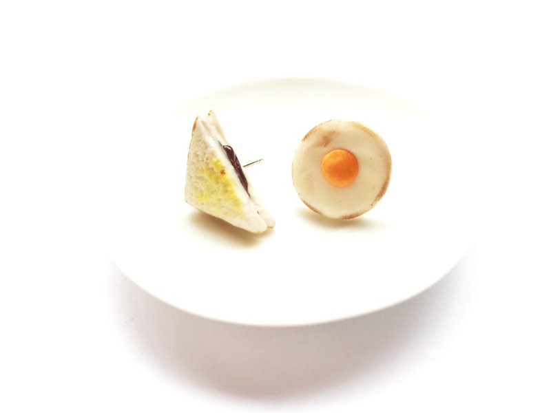 吐司煎蛋小耳環 - 耳環/耳夾/耳骨夾 - 黏土 橘色