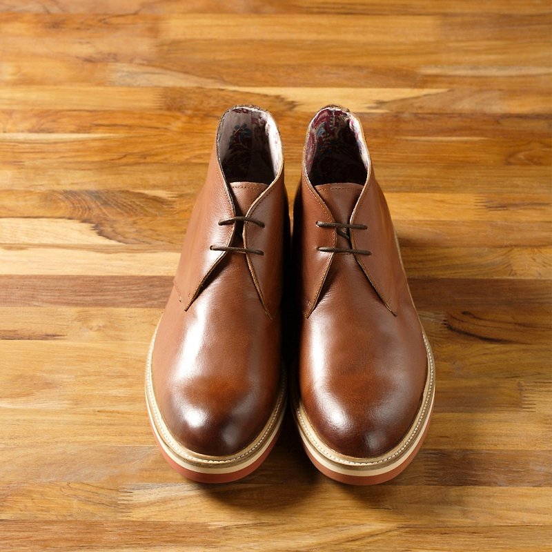 Vanger 優雅美型‧潮流風範紅底沙漠短靴 Va124咖 - 男休閒鞋 - 真皮 咖啡色