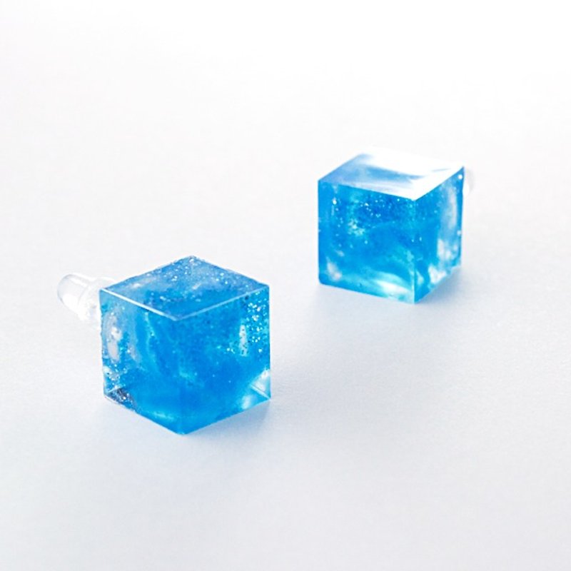 Cube Pierce (clear stream) - ต่างหู - วัสดุอื่นๆ สีน้ำเงิน