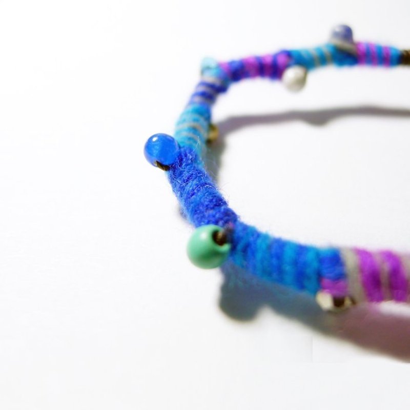 手工編織環 / 毛怪藍紫 / AB0101 - Bracelets - Other Materials Blue