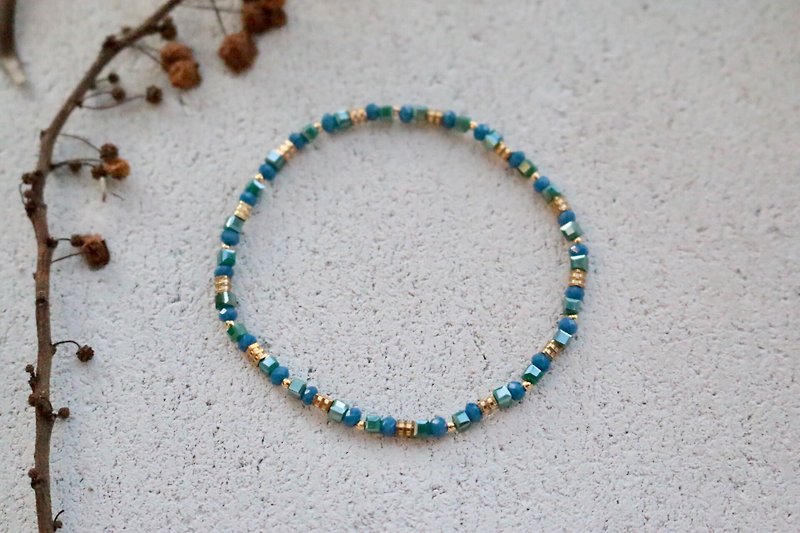 Glass bead brass bracelet 0649-too much - Bracelets - Crystal Green