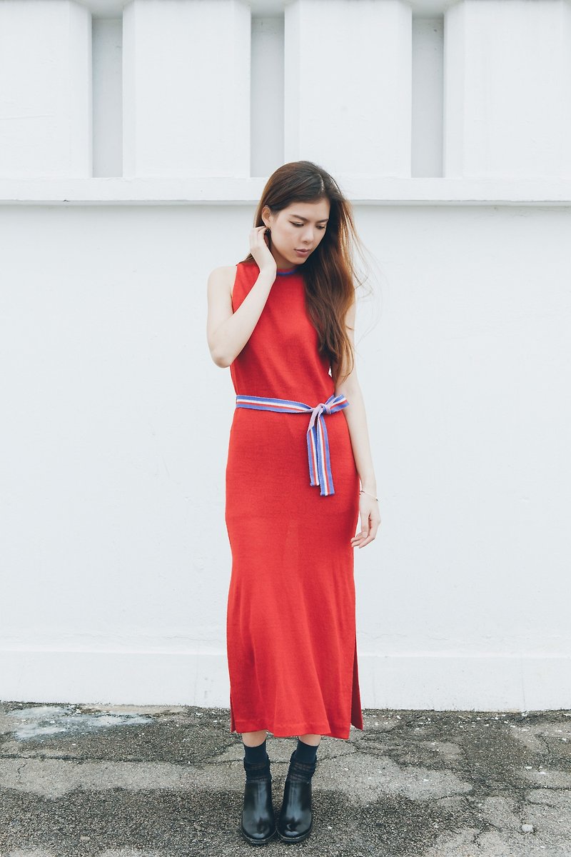 Knitted straight cut dress-Hong Kong original brand Lapeewee - กระโปรง - วัสดุอื่นๆ สีแดง