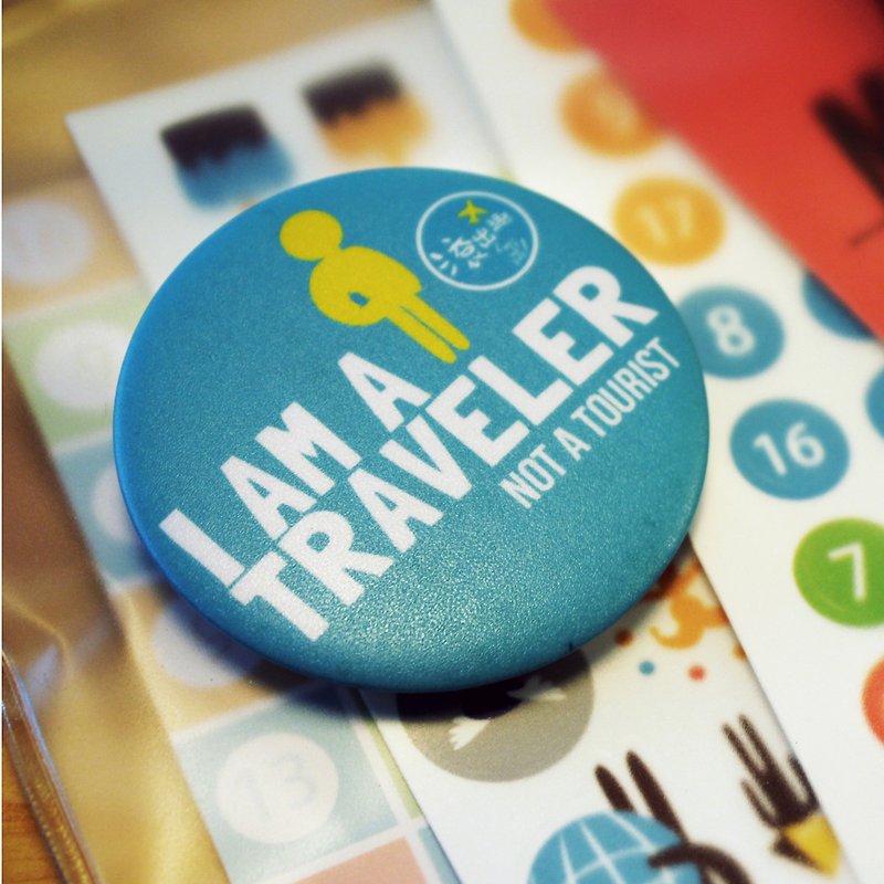 Get out of interest Travel attitude badge - Other - Plastic Multicolor