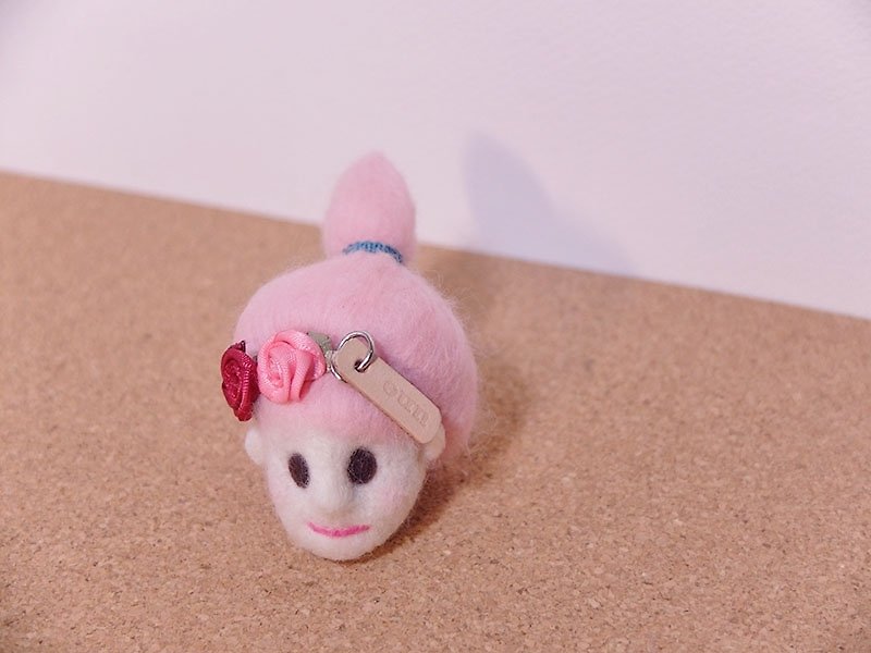 Who is Doris? 100% handmade needle felt wool doll necklace. - Necklaces - Wool Pink