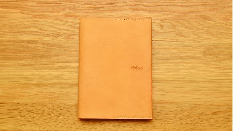Notebook 手工牛皮書套A5 / 原色 - ノート・手帳 - 革 ゴールド