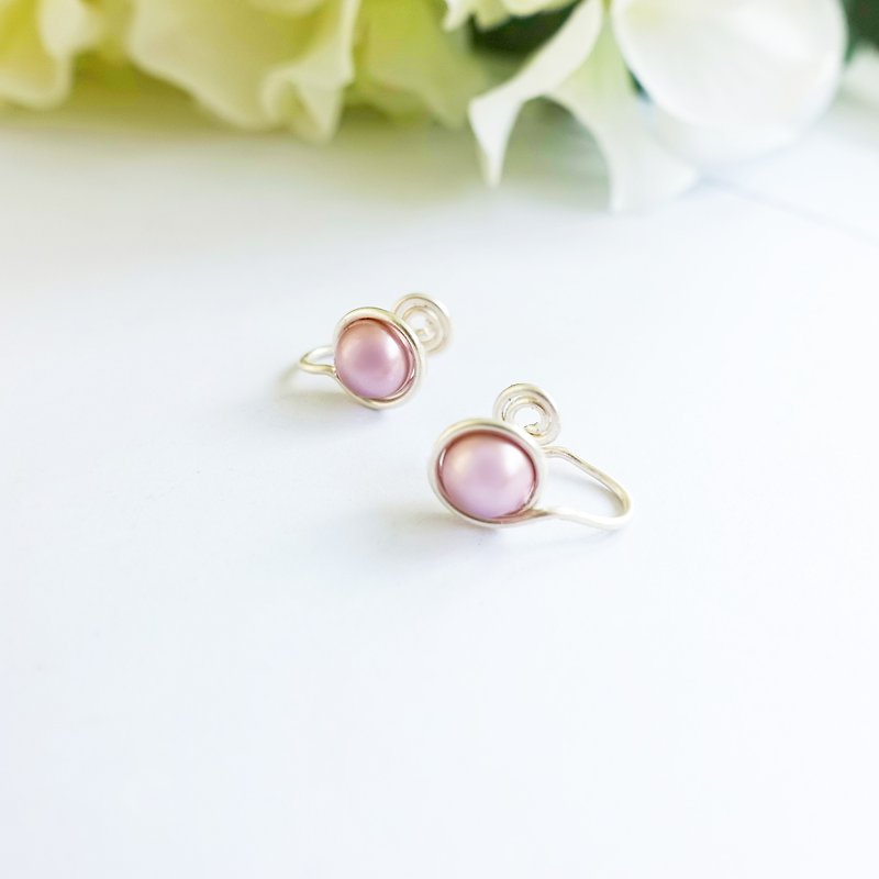 GENIES- Swarovski Pearl Silver Clip On Earrings Piercing Earrings Ear Cuffs - Earrings & Clip-ons - Other Materials Pink