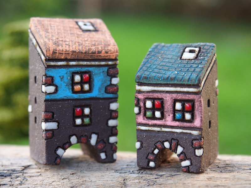 【彩繪村 Colorful Village 】- 手繪童話小陶屋-紅白磚牆拱門/2件 - 花瓶/花器 - 其他材質 