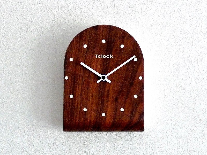 『想你 Miss U』原木掛鐘 CUSTOM-MADE訂製款系列 嚴選FAS頂級加拿大硬楓木 實木製做時鐘 U型設計木製時計 - 時鐘/鬧鐘 - 木頭 綠色