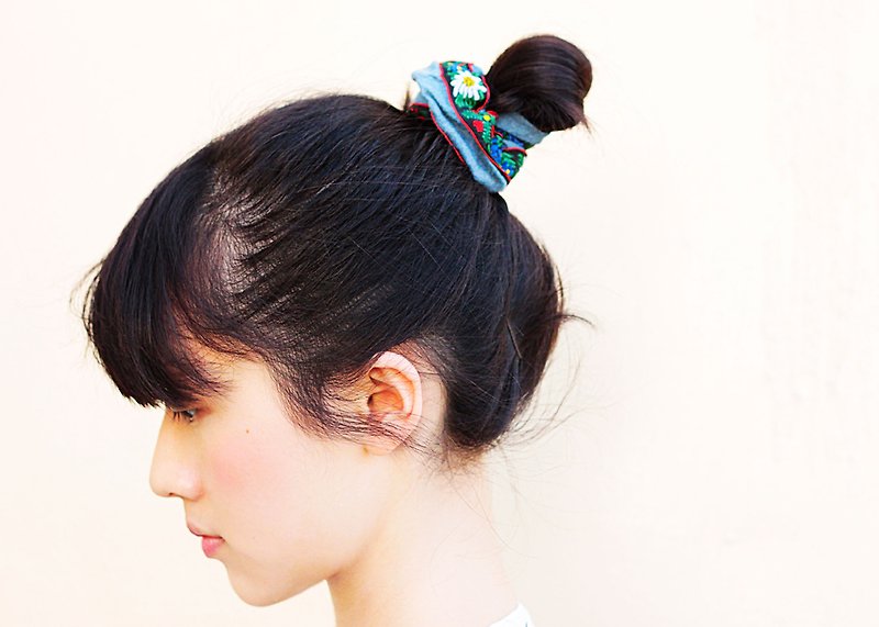 Denim with Ribbon Scrunches / Edelweiss - Hair Accessories - Cotton & Hemp Multicolor