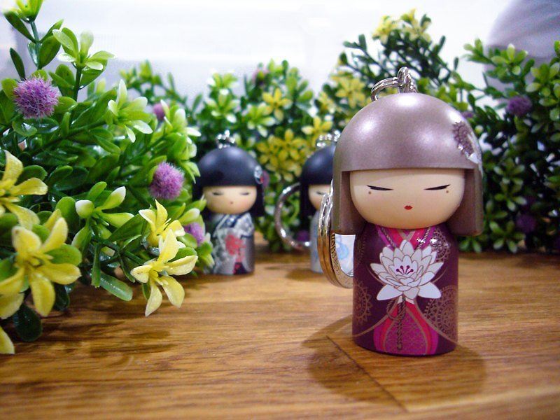 【情人節禮物】開啟通往幸福的大門 kimmidoll 和福娃娃鑰匙圈-Satoko - 吊飾 - 其他材質 紅色