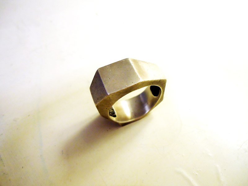 Mens ring geometry section personalized Valentine's Day gift - แหวนทั่วไป - โลหะ สีกากี