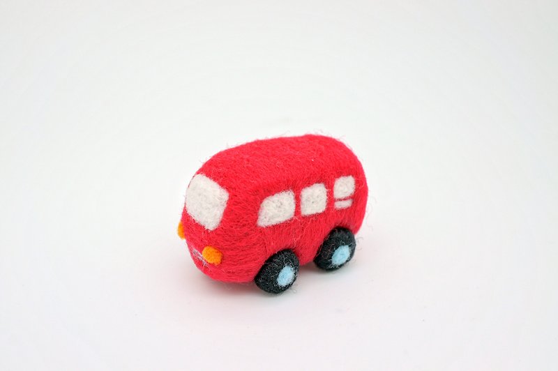 Wool felt small things - red car (which can be customized mobile phone strap, dust plugs, keychain) - ที่ห้อยกุญแจ - ขนแกะ สีแดง