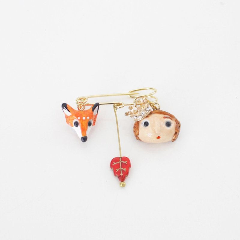 Little Prince and fox brooch Handmade pin - เข็มกลัด - ดินเผา สึชมพู