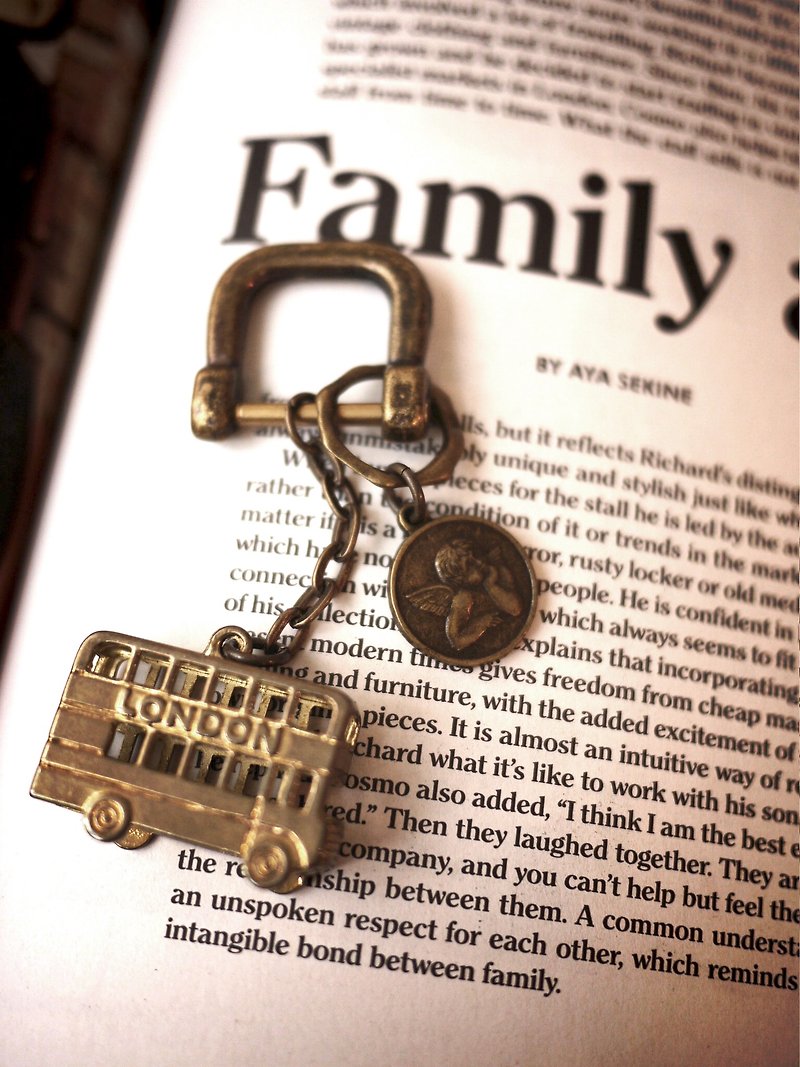 Muffel ◊承諾◊ 鑰匙圈系列 ❉ London Bus 鑰匙圈 ❉ 禮物首選 - ที่ห้อยกุญแจ - โลหะ สีทอง