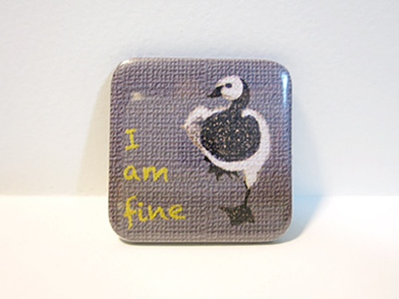 Square Badge - I am fine - Badges & Pins - Plastic Gray