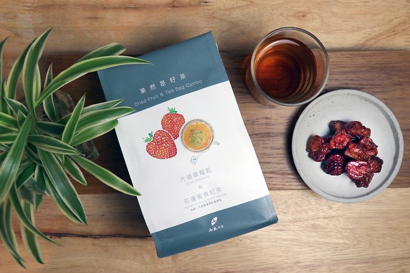【Fruit & Tea】Dried Strawberry & Hualien Mi Xiang Black Tea - ผลไม้อบแห้ง - กระดาษ หลากหลายสี