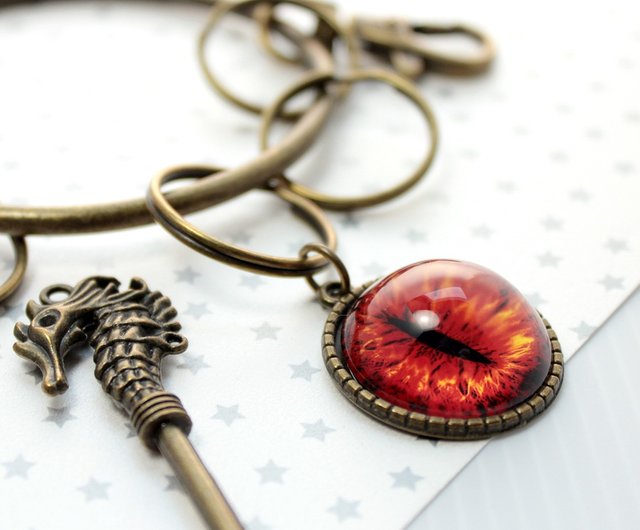 Cat EYE 25mm cat's eye + key charm retro style large key ring - Shop  jyeart-studio Keychains - Pinkoi