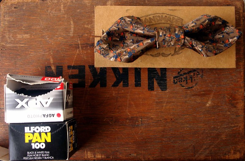 Papa's Bow Tie- 古董布花領帶改製手工領結-大象的眼淚-wide - 領帶/領帶夾 - 其他材質 多色