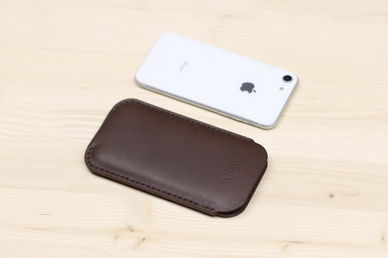 iPhone leather case/protective case-Dark Coffee (for bare metal use) - เคส/ซองมือถือ - หนังแท้ สีนำ้ตาล