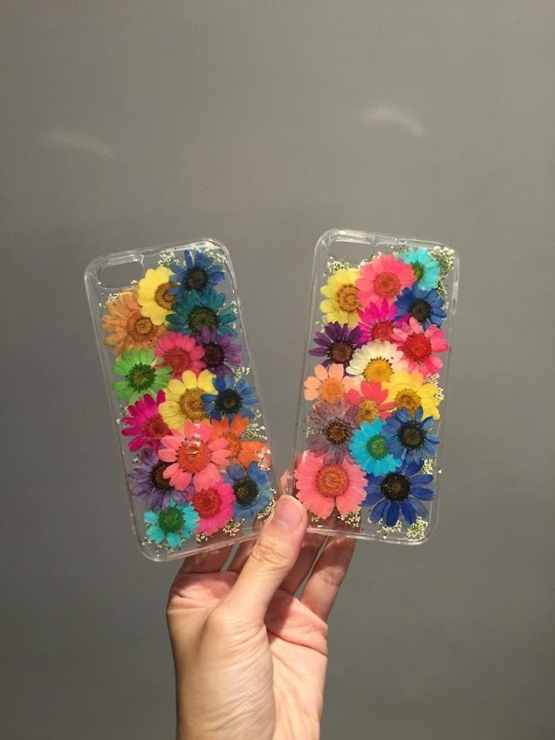 Color chrysanthemum pressed flower phone case - เคส/ซองมือถือ - พลาสติก 