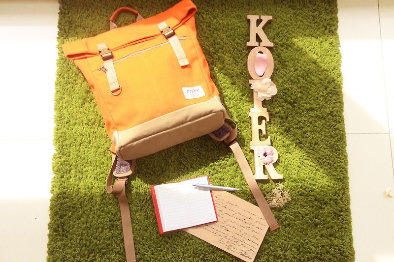 [Unflat Sail] Retro Double Buckle Backpack/Canvas - Caramel Orange (Made in Taiwan) - กระเป๋าเป้สะพายหลัง - วัสดุอื่นๆ สีนำ้ตาล