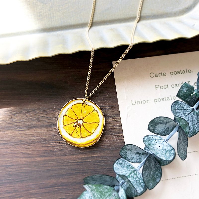 Lemon necklace One lemon necklace - สร้อยคอ - พลาสติก สีเหลือง
