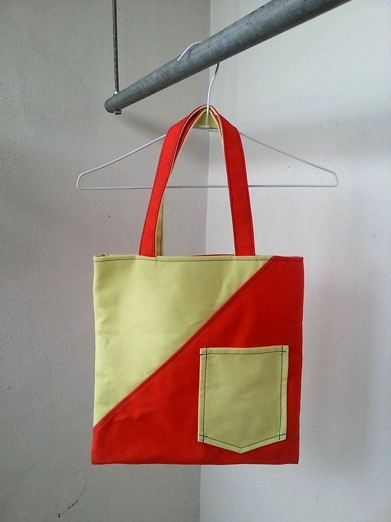 [No Ink] Reversible Carrier Bag-Nizhengzhong (Female Bag) - กระเป๋าถือ - วัสดุอื่นๆ สีส้ม