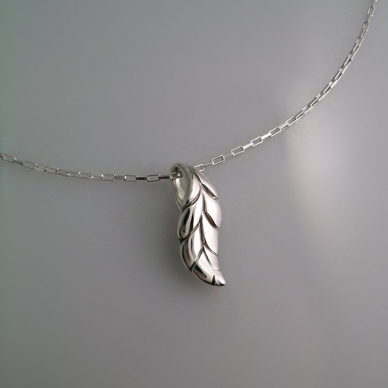 FUHSIYATUO sterling silver pendant with leaves - สร้อยคอ - โลหะ ขาว