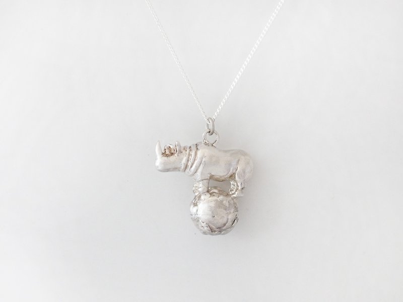 Charlene sterling silver hand-made -*Love the Earth Series - African black rhino necklace* - สร้อยคอ - โลหะ 