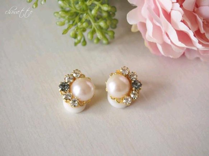 Pearl Bijoux earrings / earrings - ต่างหู - โลหะ 