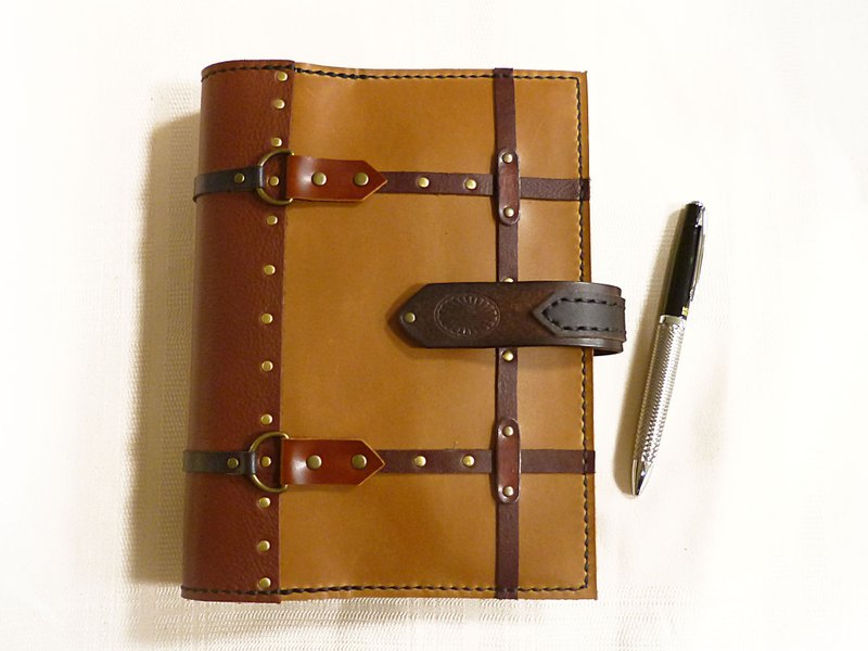 POPO│ European medieval │A5 slipcase. Notes. Notepad Italian leather │ │ pre-order - สมุดบันทึก/สมุดปฏิทิน - หนังแท้ สีดำ