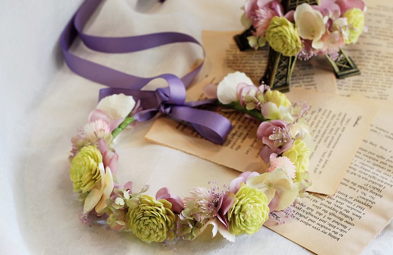 Bridal crown [dried flowers and artificial flowers series] the sun rose (green) + purple hydrangea - เครื่องประดับผม - วัสดุอื่นๆ สีม่วง