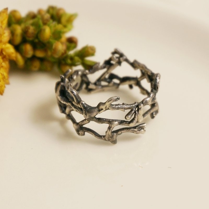 Fancy Moon* Rebirth Thorns‧Ring‧925 Sterling Silver - General Rings - Sterling Silver 