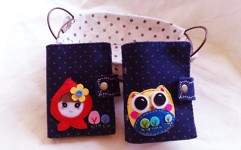Cute business card storage bag~non-woven fabric~Little Red Riding Hood. Owl - Card Holders & Cases - Other Materials Multicolor