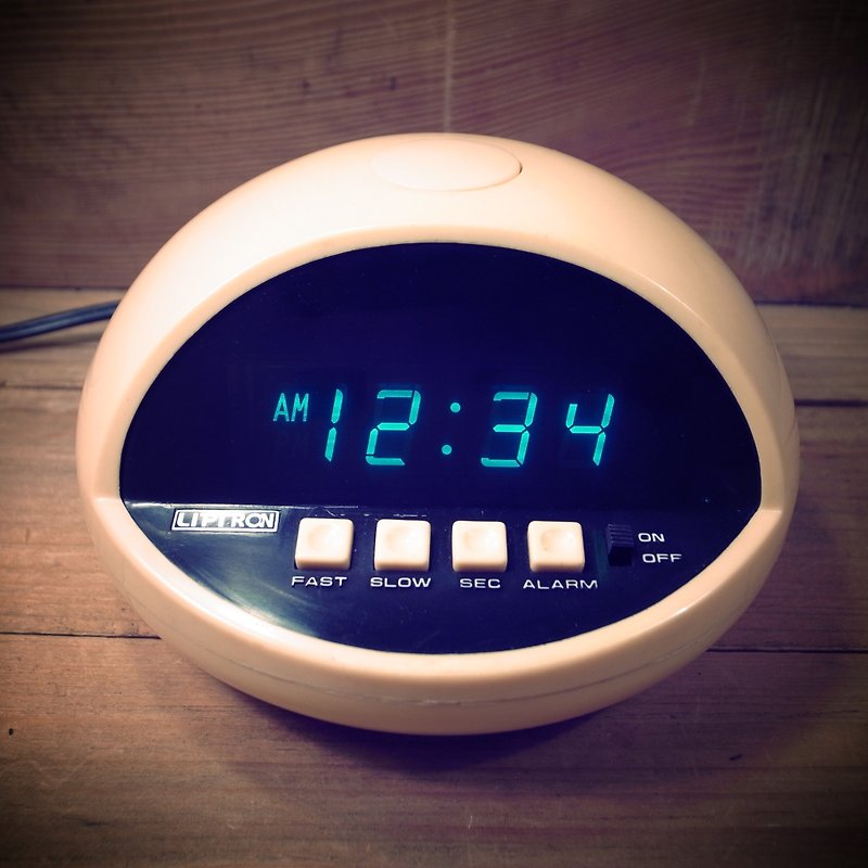 Old bones early cream white electronic clock space age pop style VINTAGE antique - Clocks - Plastic White