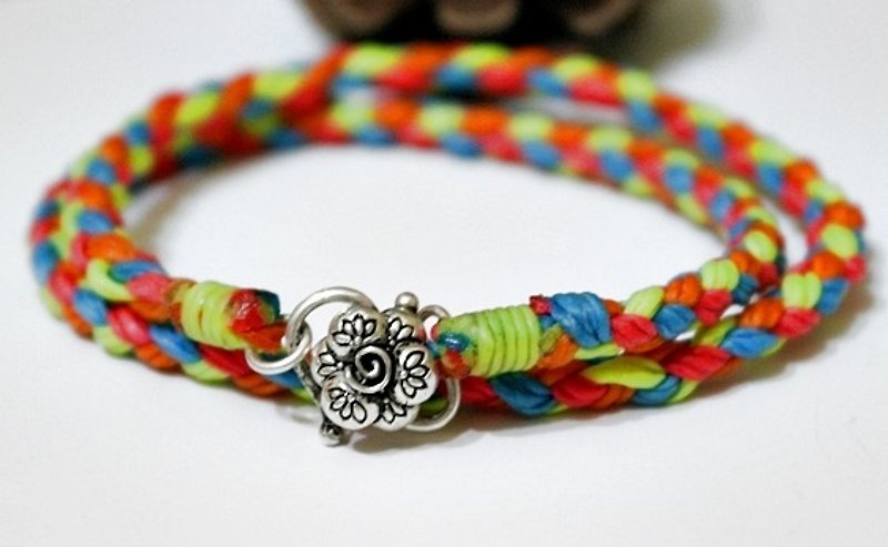 Thai silk waxed thread around the circle * series * // // colors can be chosen - Bracelets - Wax Multicolor