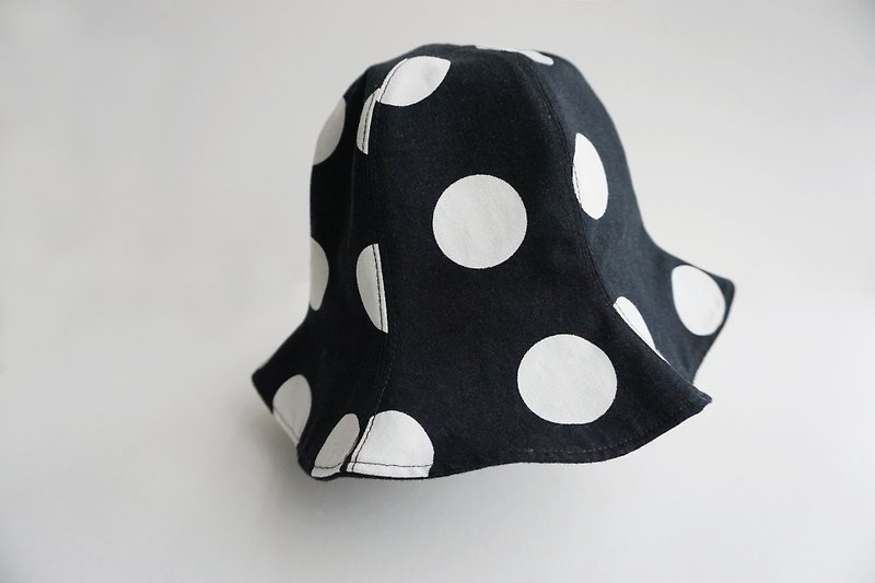 Spot hat <neutral - sided> !! - หมวก - วัสดุอื่นๆ สีดำ