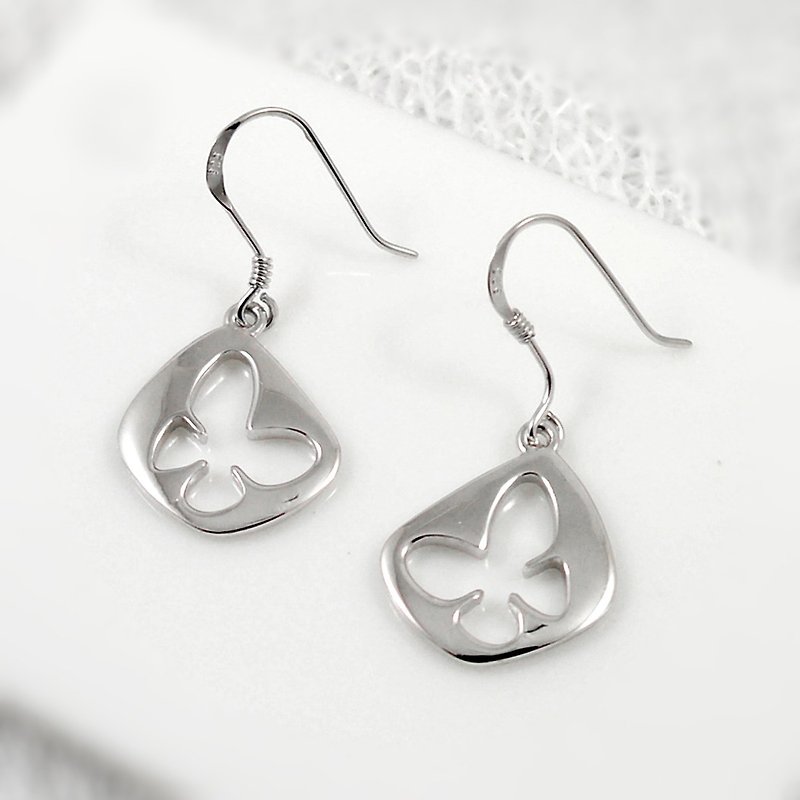 BUTTERFLY- Butterfly Hollow Earrings B101SMW/ Minimalist Jewelry - Earrings & Clip-ons - Other Metals Silver