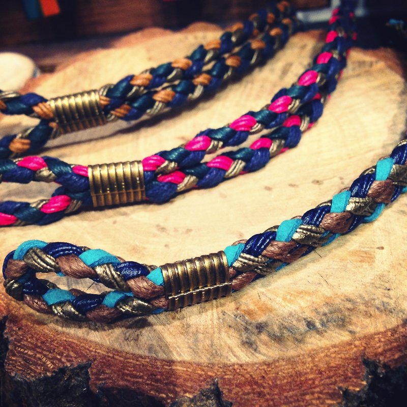 NEW NOISE - FOUR STRAND BRAIDED BRACELET - Bracelets - Other Materials Multicolor