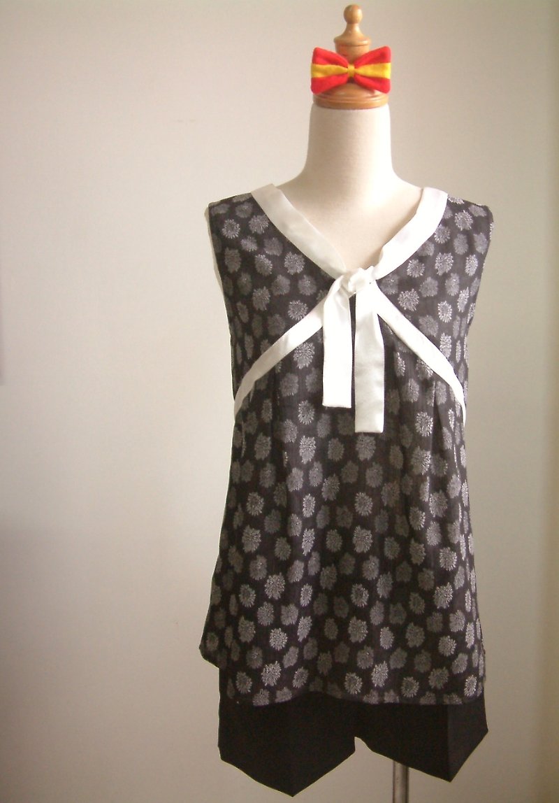 Medium floral sleeveless top - Other - Other Materials Gray