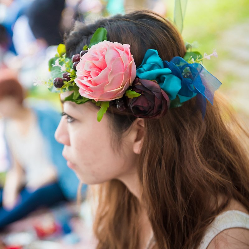 FaChic artificial flowers series │ big Bohemia. Picnic wreaths. Bridal Headdress - Hair Accessories - Plastic Pink