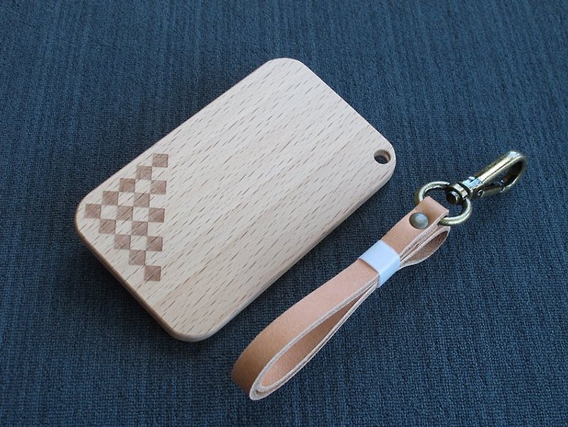 Log IC card holder-beech wood with diamond carving (cornmaru) - ID & Badge Holders - Wood Orange
