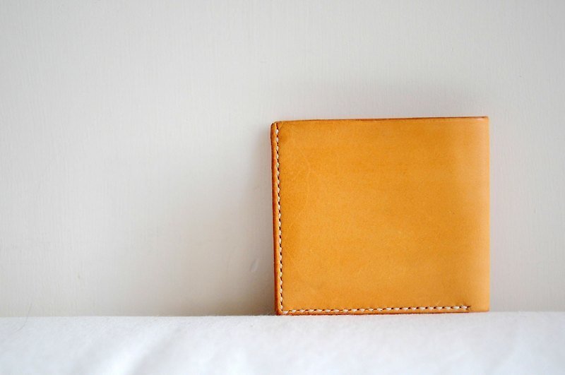 Hand Stitched Light Brown Leather Basic Wallet - กระเป๋าสตางค์ - หนังแท้ สีกากี