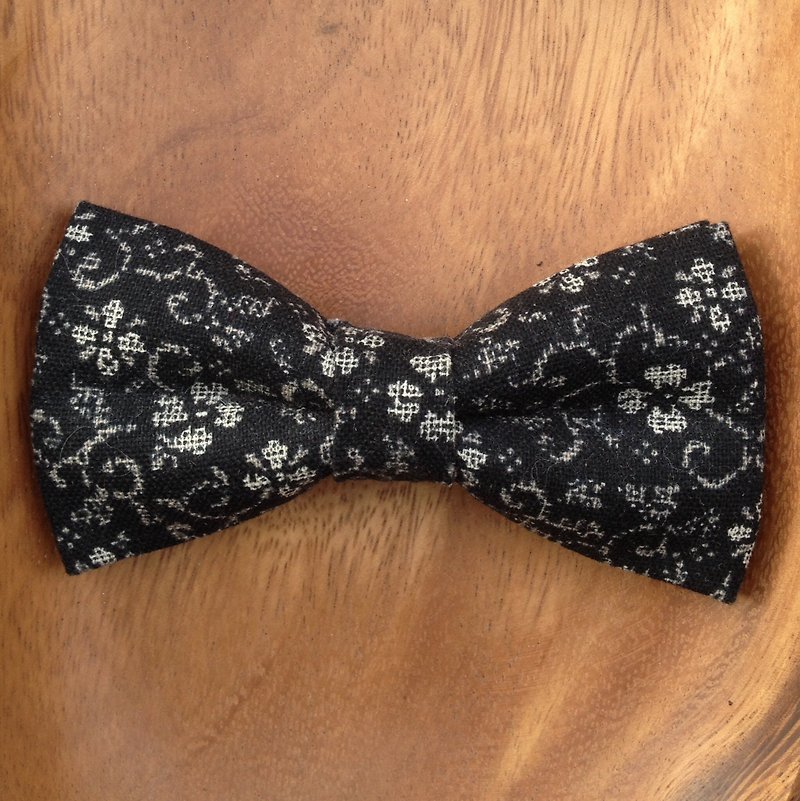 Independent design and wind series tie Bow Tie No. 011 - เนคไท/ที่หนีบเนคไท - วัสดุอื่นๆ สีดำ