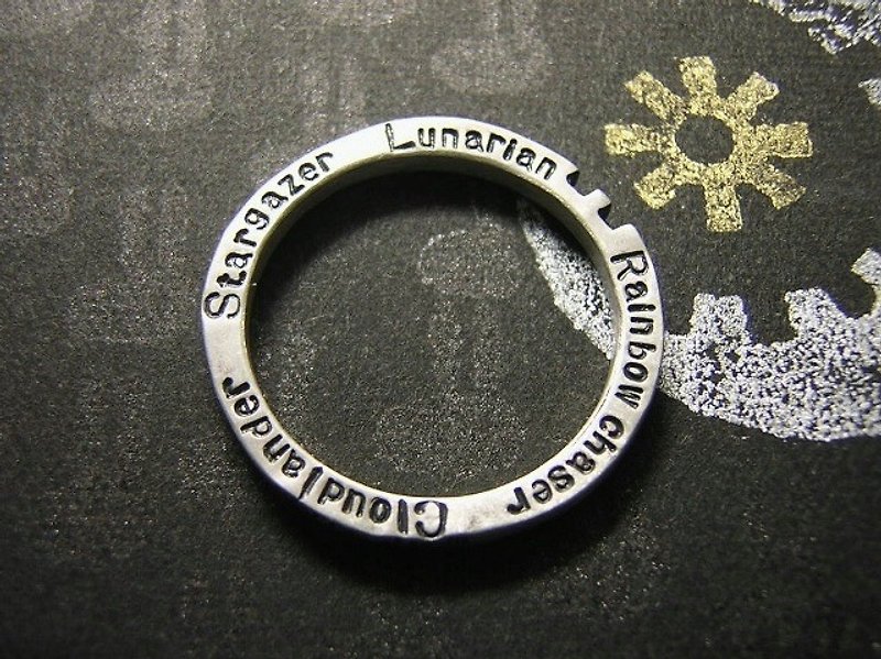 rabbitteeth ( mille-feuille ) ( engraved stamped message sterling silver jewelry ring dreamer 兔子 月 梦想家 空想家 刻印 雕刻 銀 戒指 指环 ) - แหวนทั่วไป - โลหะ 