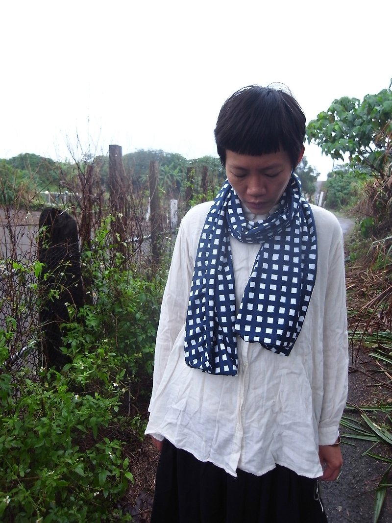 ソフトブロック若いアーティストのスカーフ - スカーフ - その他の素材 ブルー