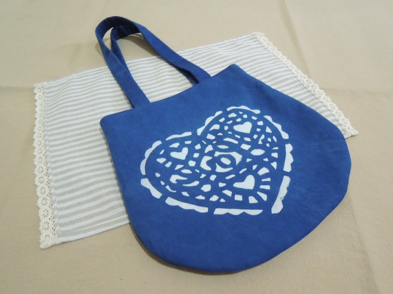 [Love] Mumu vegetation dyed blue dye sided bag - Handbags & Totes - Cotton & Hemp Blue